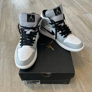 Mens Air Jordan 1 Mid Smoke Grey - 554724092 - 10